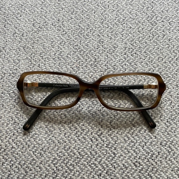 Chanel tortoiseshell glasses - Picture 1 of 6